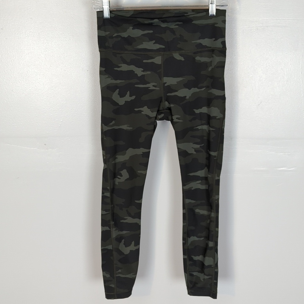 Athleta Ultimate 7/8 Tight